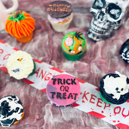 Spooky Cupcake Box – Halloween Cupcakes with Creepy Designs